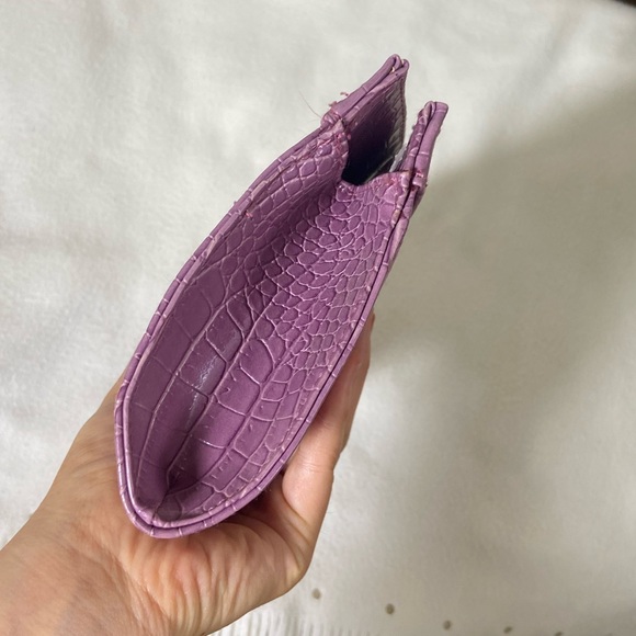 Vintage Purple Vegan Leather Clutch - Picture 7 of 8